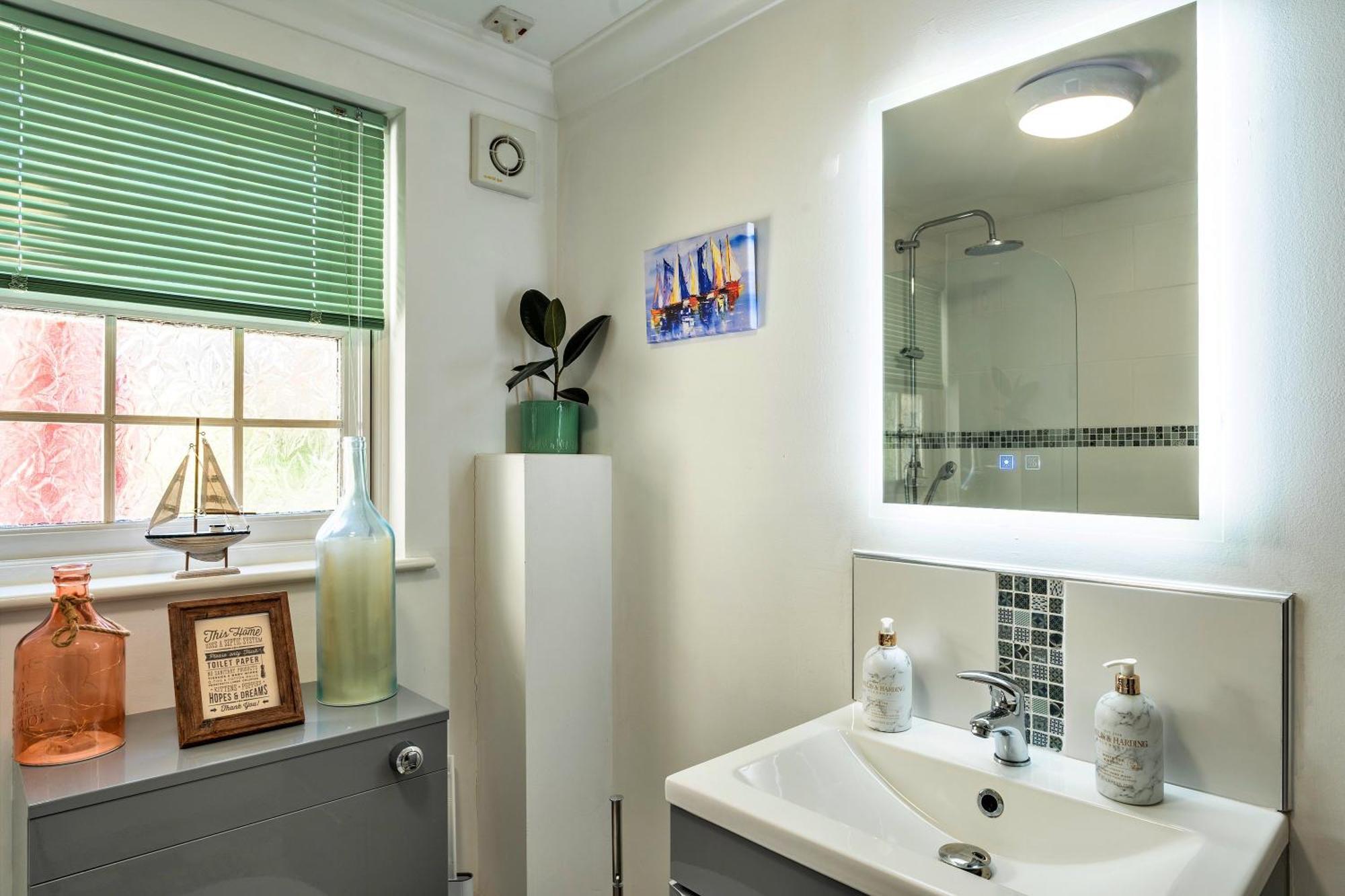 Finest Retreats - Nicely Tucked Away Cottage Torpoint Exteriör bild